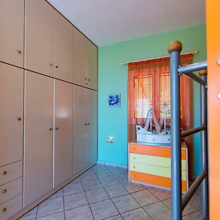 Ioannis House Sea View-perfect Family Holidays Nyaraló Lurdáta